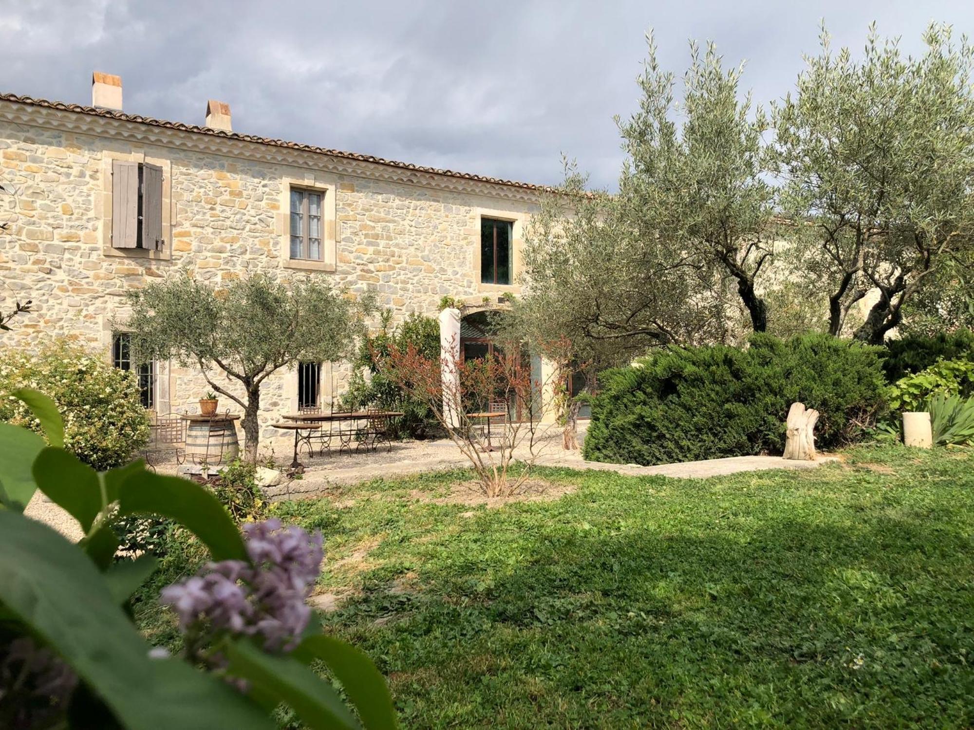 Bed and Breakfast Le Coing Des Vignes Mauressargues Exterior foto