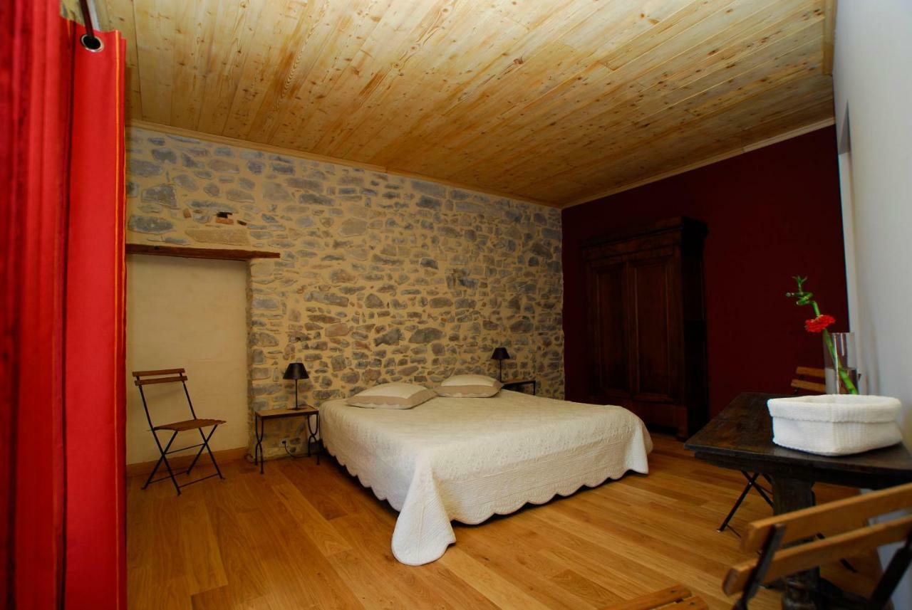 Bed and Breakfast Le Coing Des Vignes Mauressargues Exterior foto